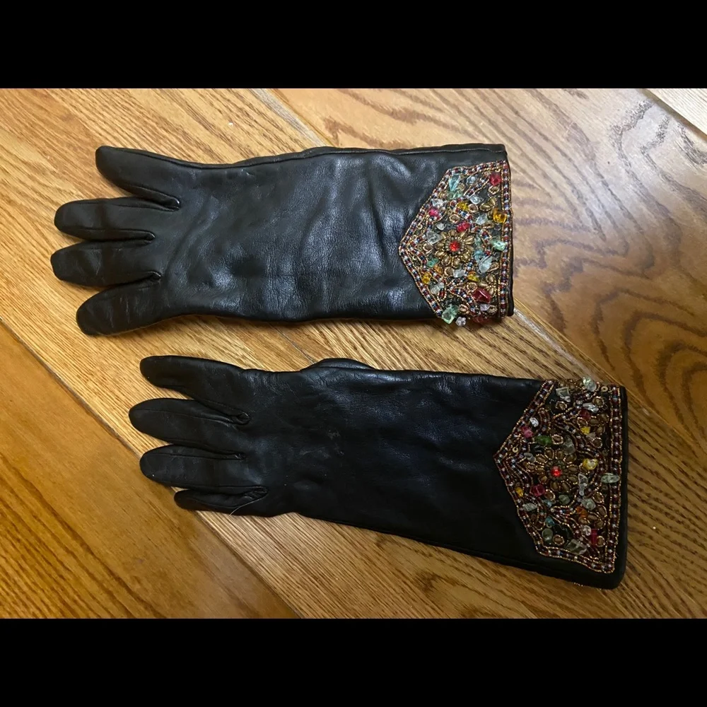 Vintage Embellished Black Leather Women's Gloves